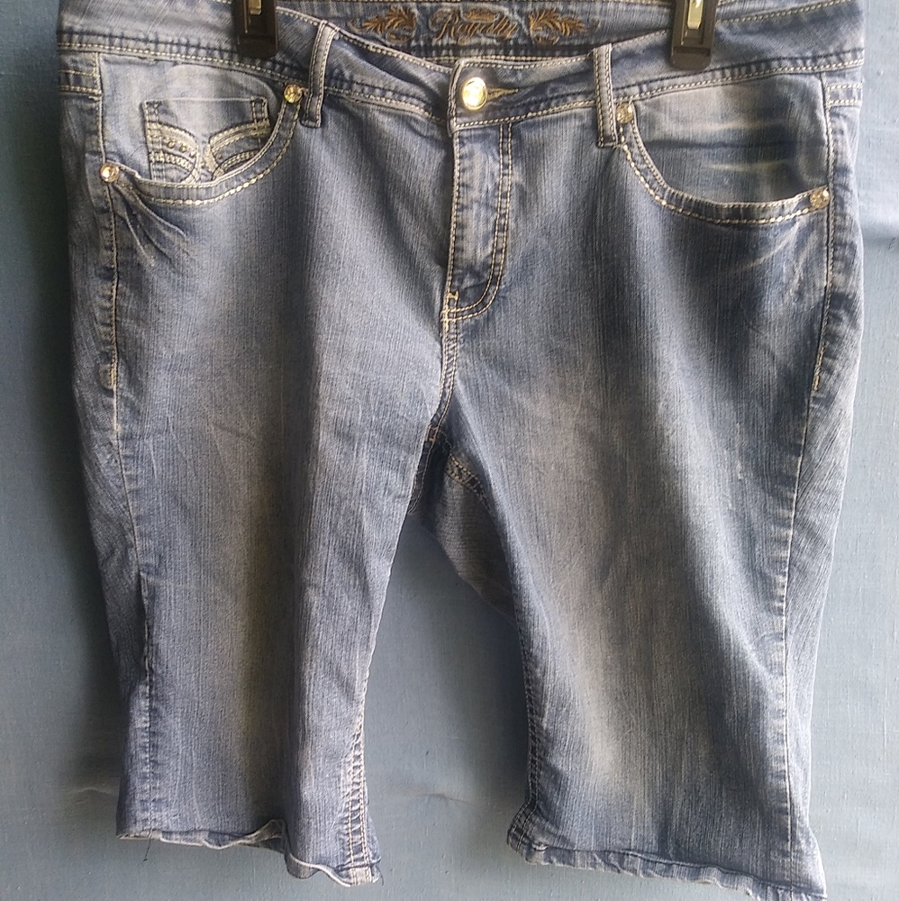 Royalty Women's Plus Size 18W Denim Bermuda Shorts D2